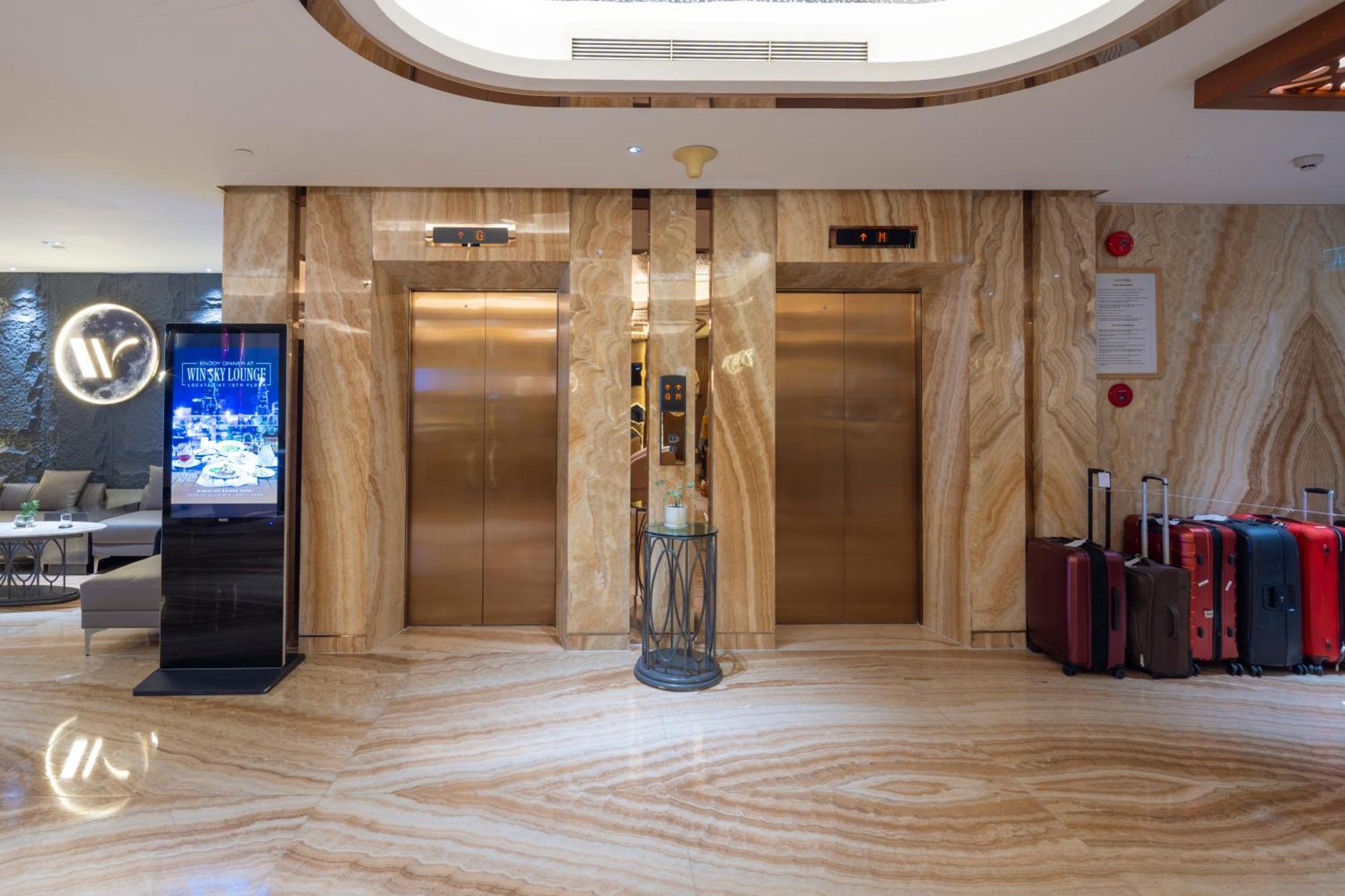 Winsuites Sài Gòn 4*