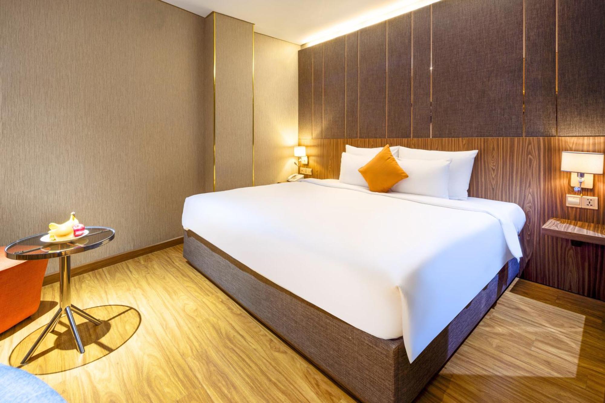 Winsuites Sài Gòn Khách sạn 4*